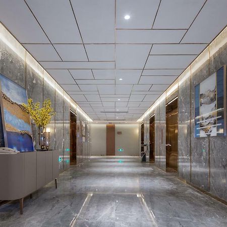 Venus Royal Hotel Foshan Kuiqi Road Metro Station ภายนอก รูปภาพ