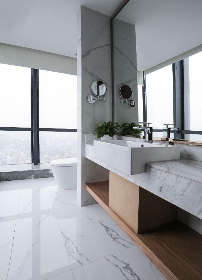 Venus Royal Hotel Foshan Kuiqi Road Metro Station ภายนอก รูปภาพ